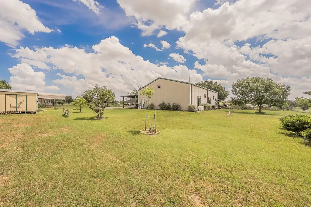 501 Country Lane Haslet TX 76052