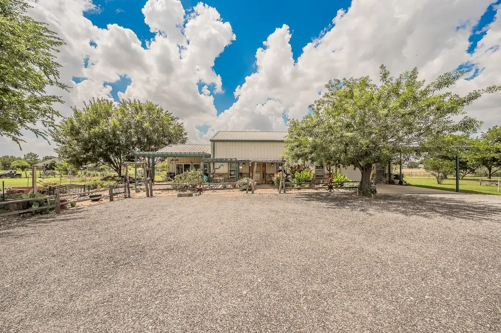 501 Country Lane Haslet TX 76052