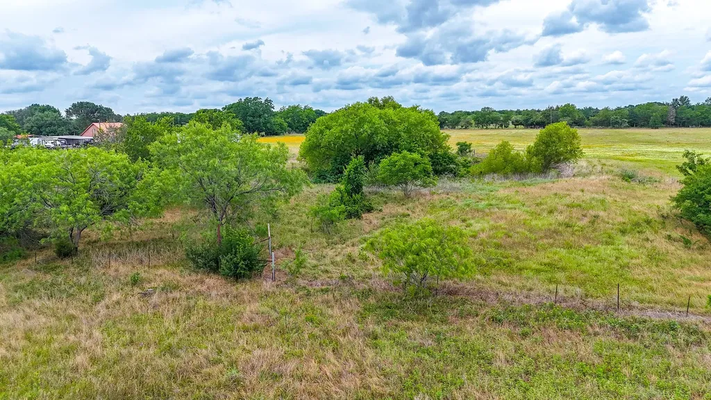 8365 Fm 642 Purdon TX 76679