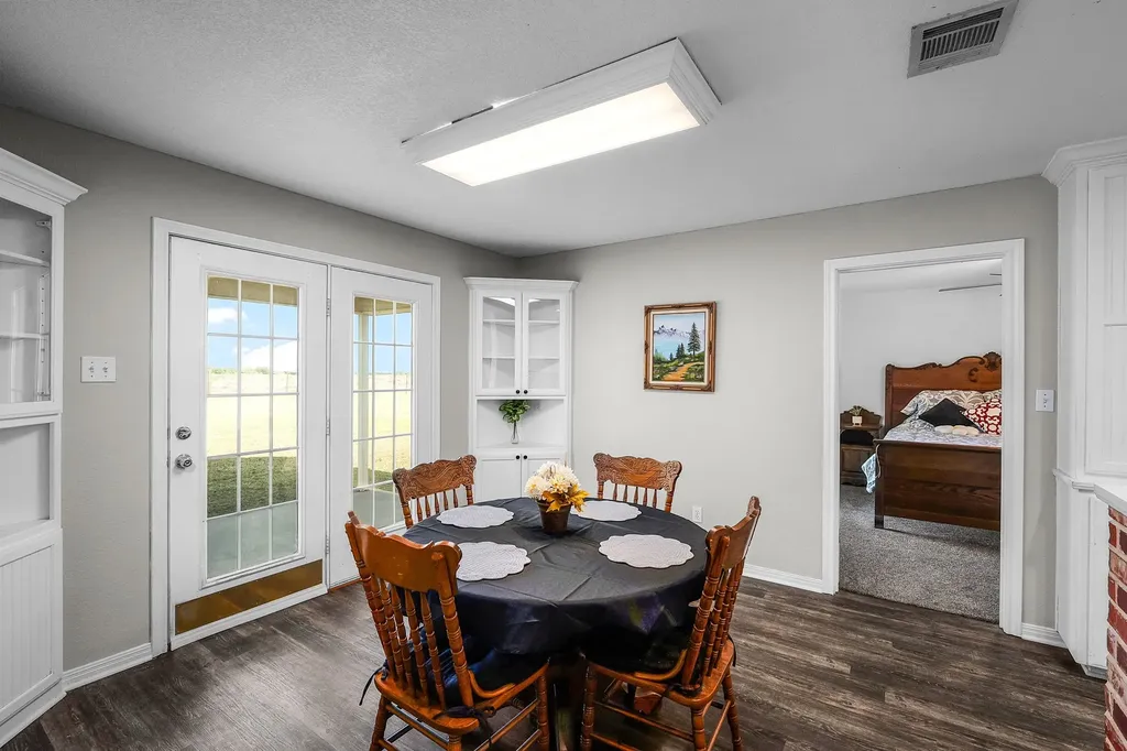 314 Jackson Heights Lorena TX 76655