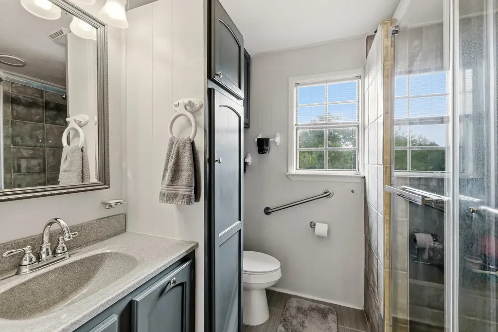 1211 An County Road 153 Palestine TX 75801