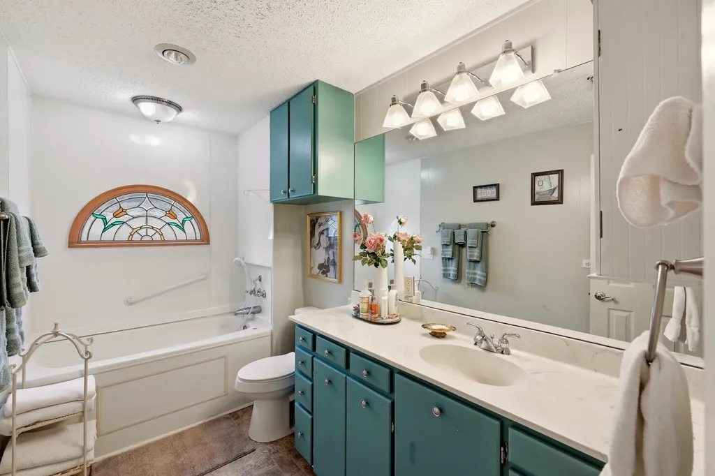 1211 An County Road 153 Palestine TX 75801