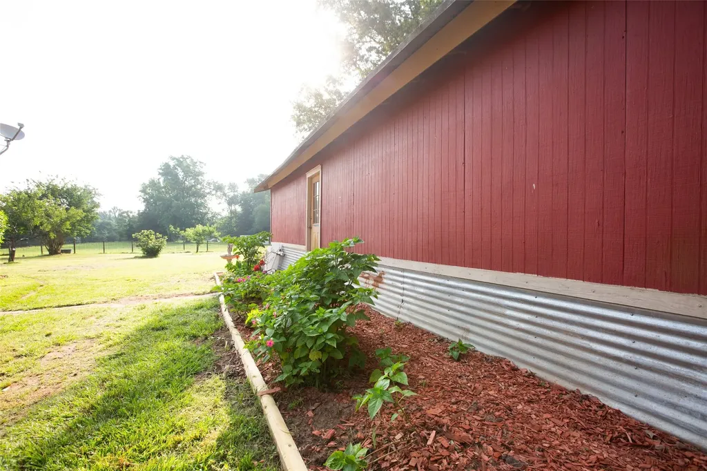 1211 An County Road 153 Palestine TX 75801