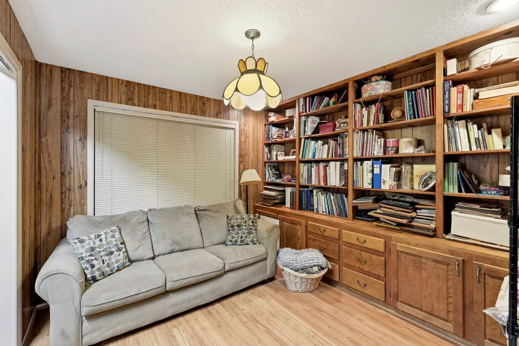 1211 An County Road 153 Palestine TX 75801