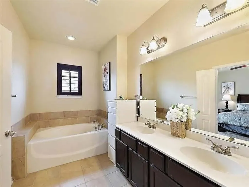 1816 Desoto Drive Mckinney TX 75072