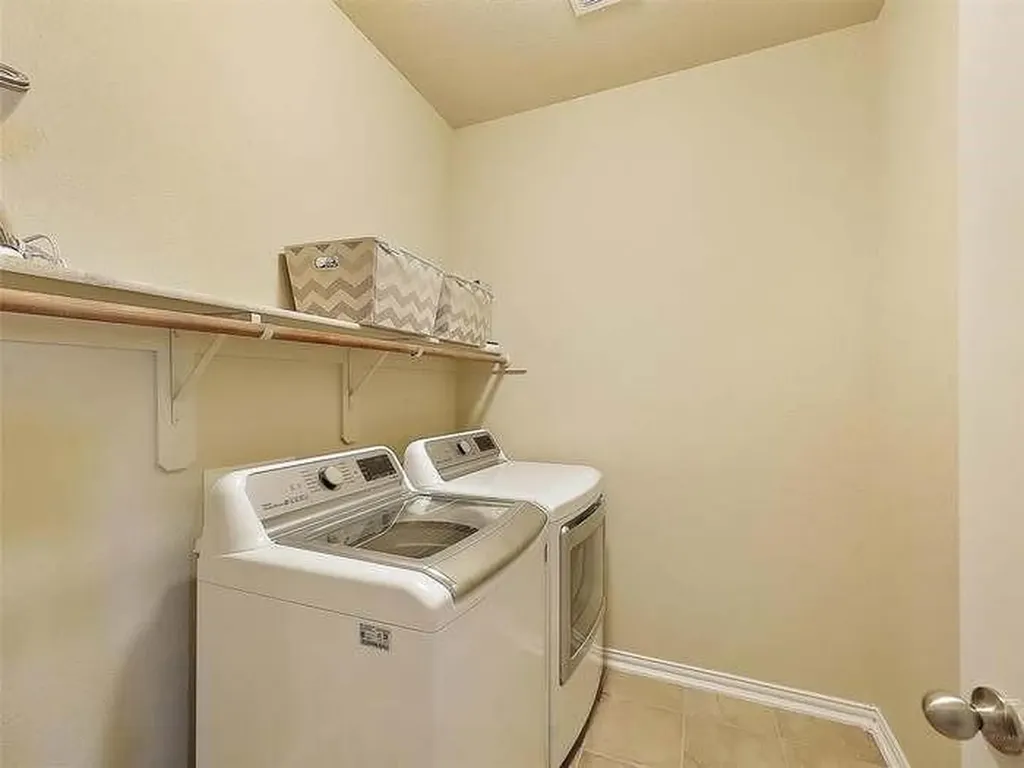1816 Desoto Drive Mckinney TX 75072