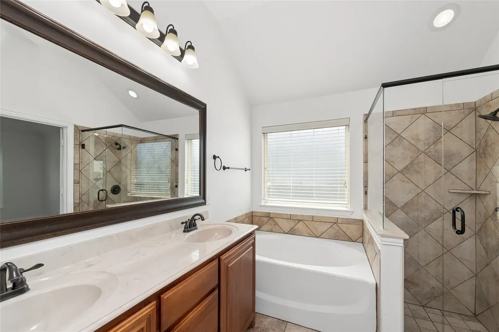 8117 Canyon Drive Aubrey TX 76227