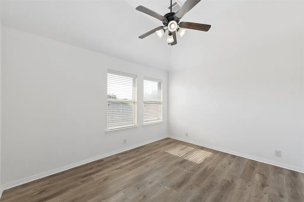 8117 Canyon Drive Aubrey TX 76227