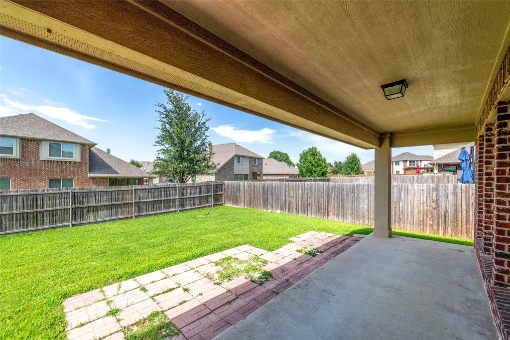 8117 Canyon Drive Aubrey TX 76227