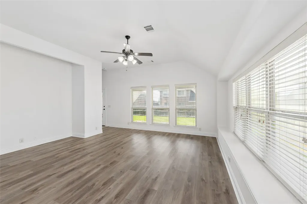 8117 Canyon Drive Aubrey TX 76227
