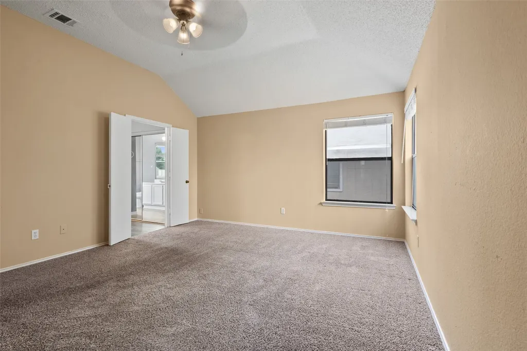 804 Wyndham Place Arlington TX 76017
