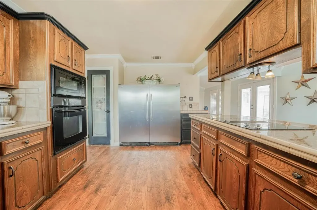 1936 B Silver Maple Road Big Sandy TX 75755
