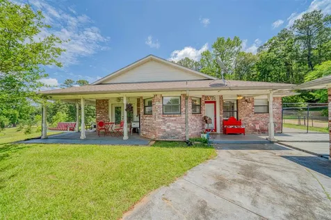 1936 B Silver Maple Road Big Sandy TX 75755