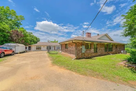 1936 B Silver Maple Road Big Sandy TX 75755