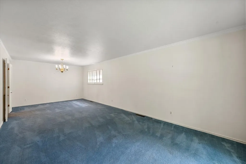 10111 Estate Lane Dallas TX 75238