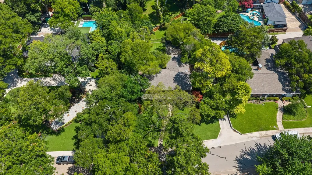 10111 Estate Lane Dallas TX 75238