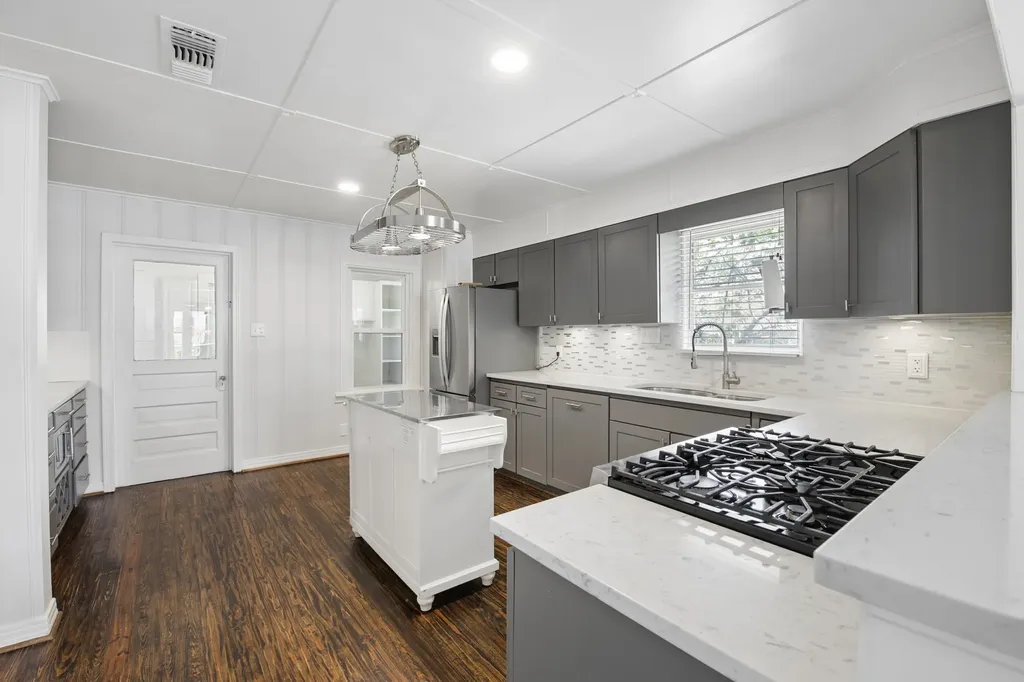 3614 Gordon Avenue Fort Worth TX 76110