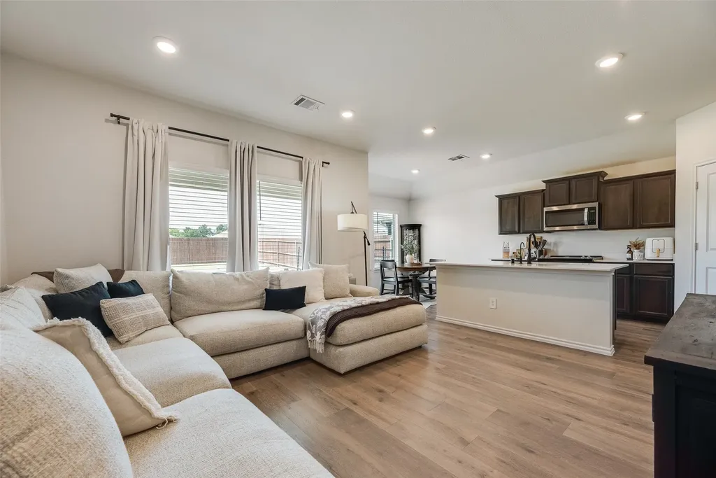 720 Lighthouse Street Princeton TX 75407