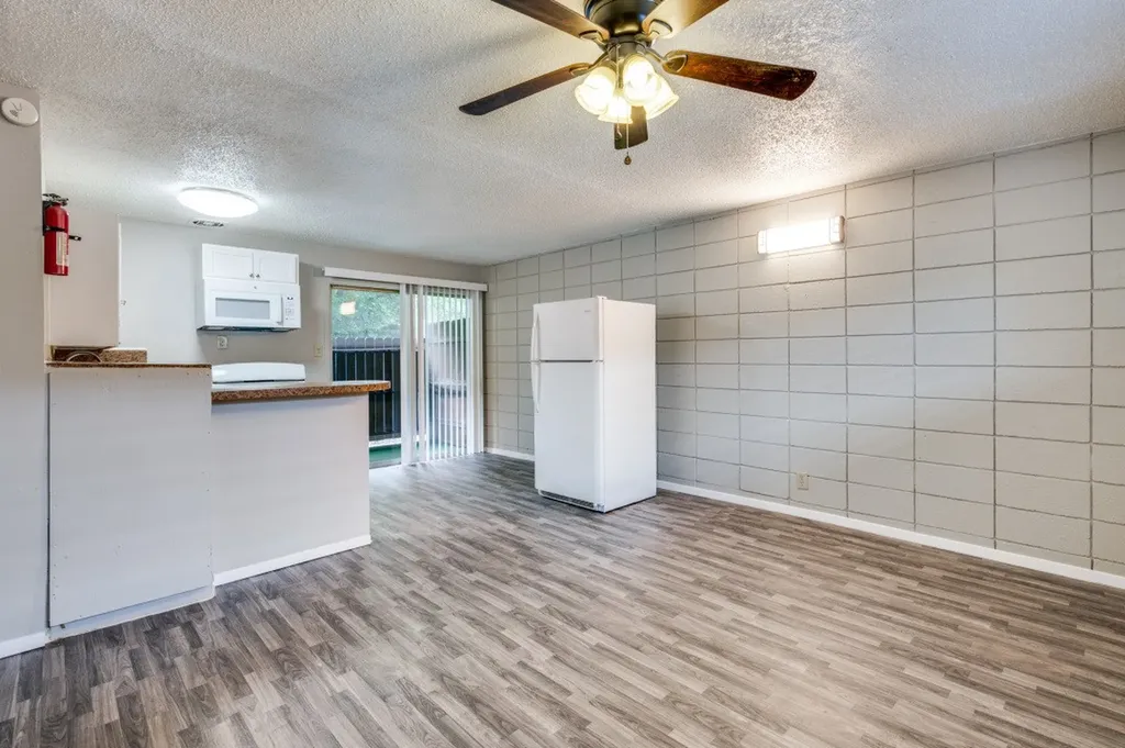 2213 Capri Drive Fort Worth TX 76114