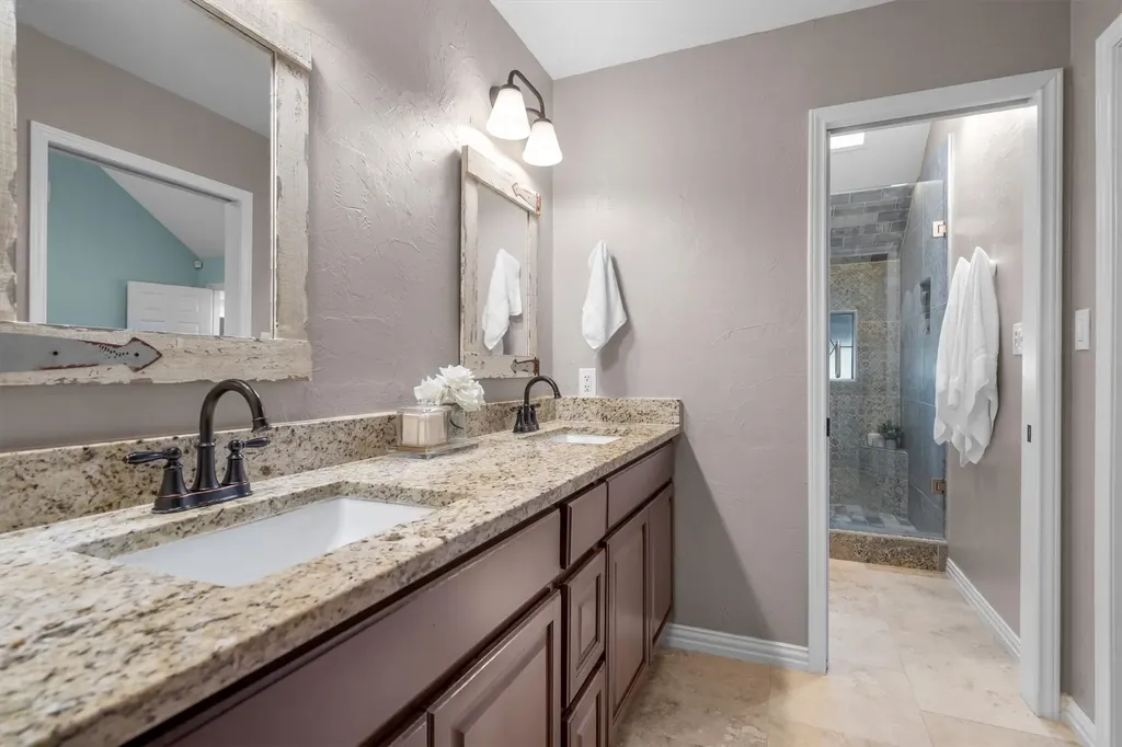 410 Simmons Road Double Oak TX 75077