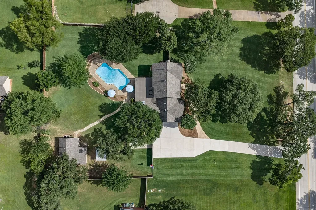 410 Simmons Road Double Oak TX 75077