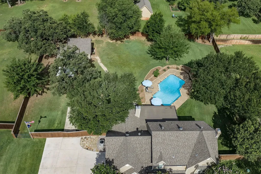 410 Simmons Road Double Oak TX 75077