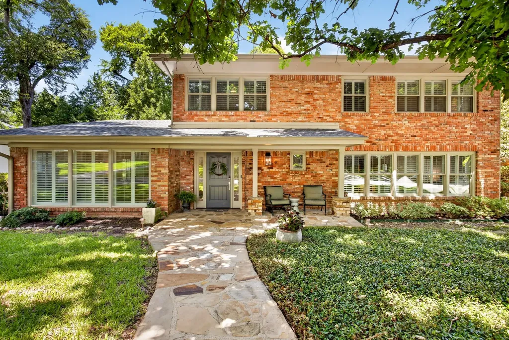 3712 Fox Hollow Street Fort Worth TX 76109