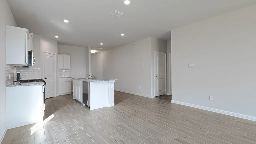 629 Harvey Street Grandview TX 76050