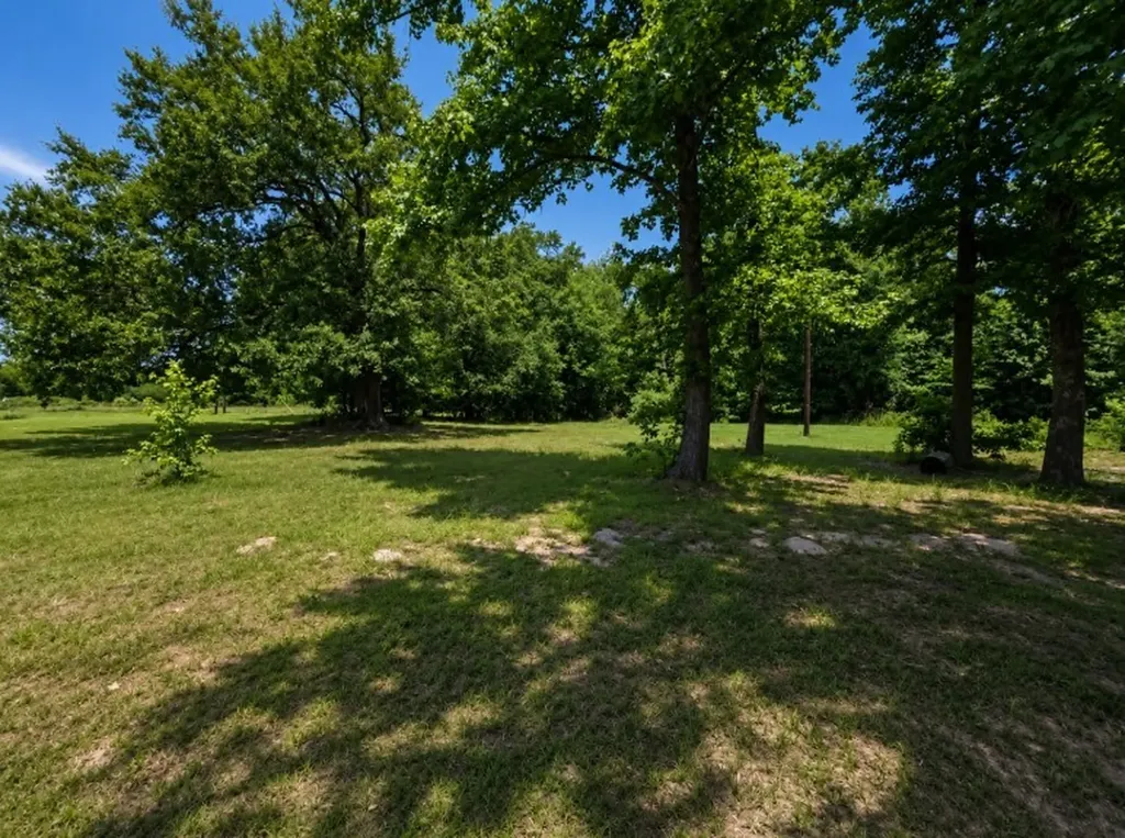 797 County Road 2958 Alba TX 75410