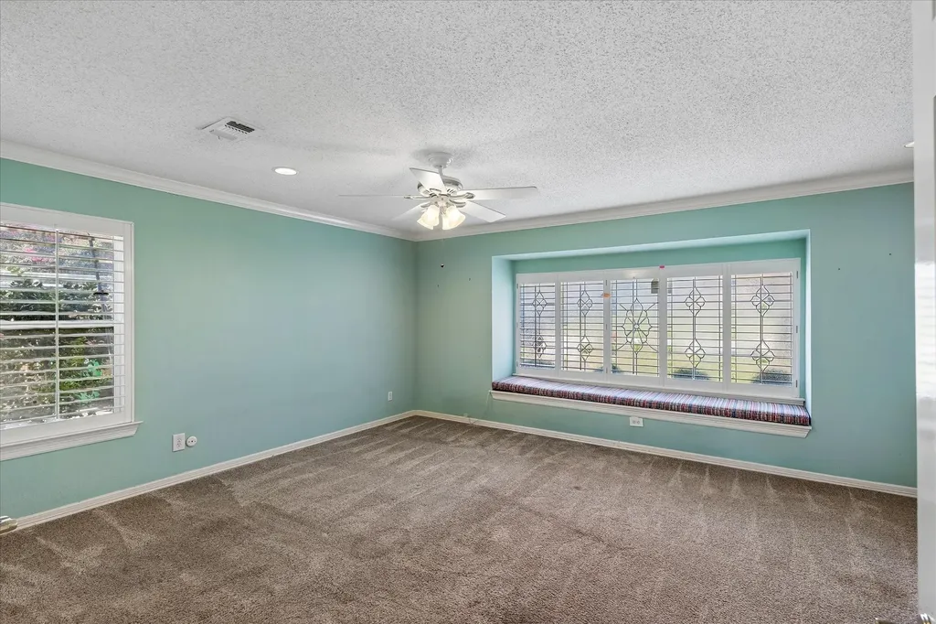 4204 Biscayne Drive Haltom City TX 76117