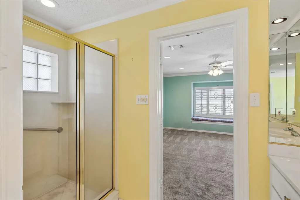 4204 Biscayne Drive Haltom City TX 76117