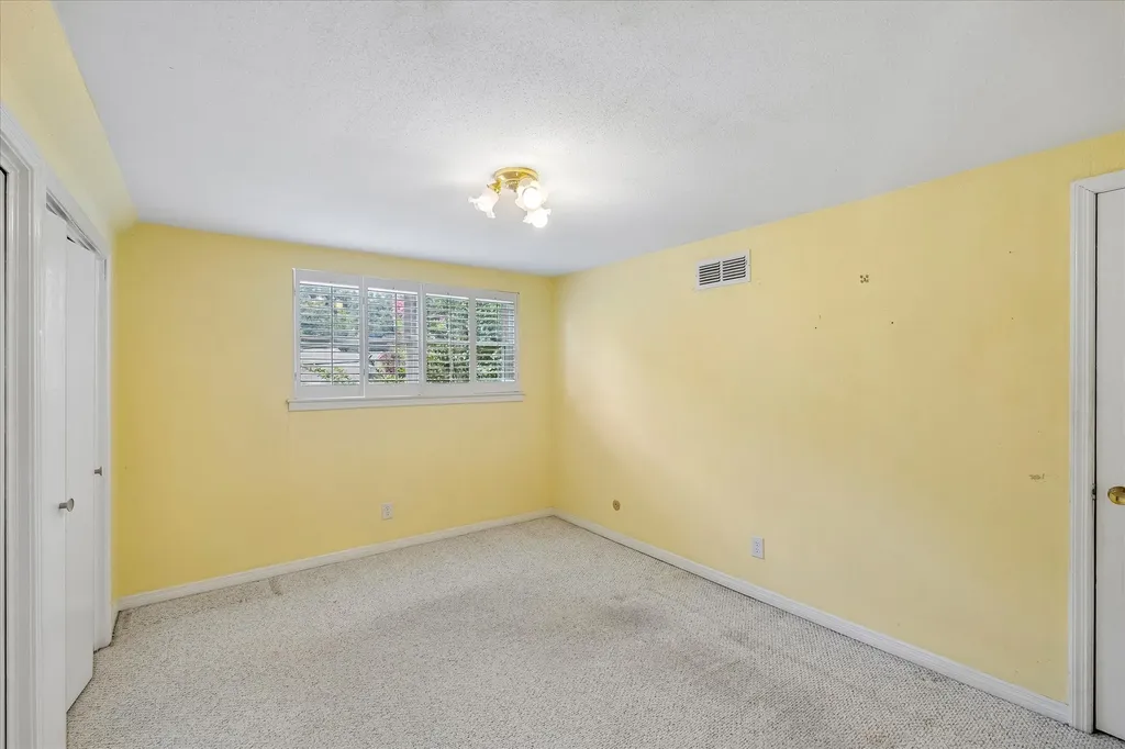 4204 Biscayne Drive Haltom City TX 76117