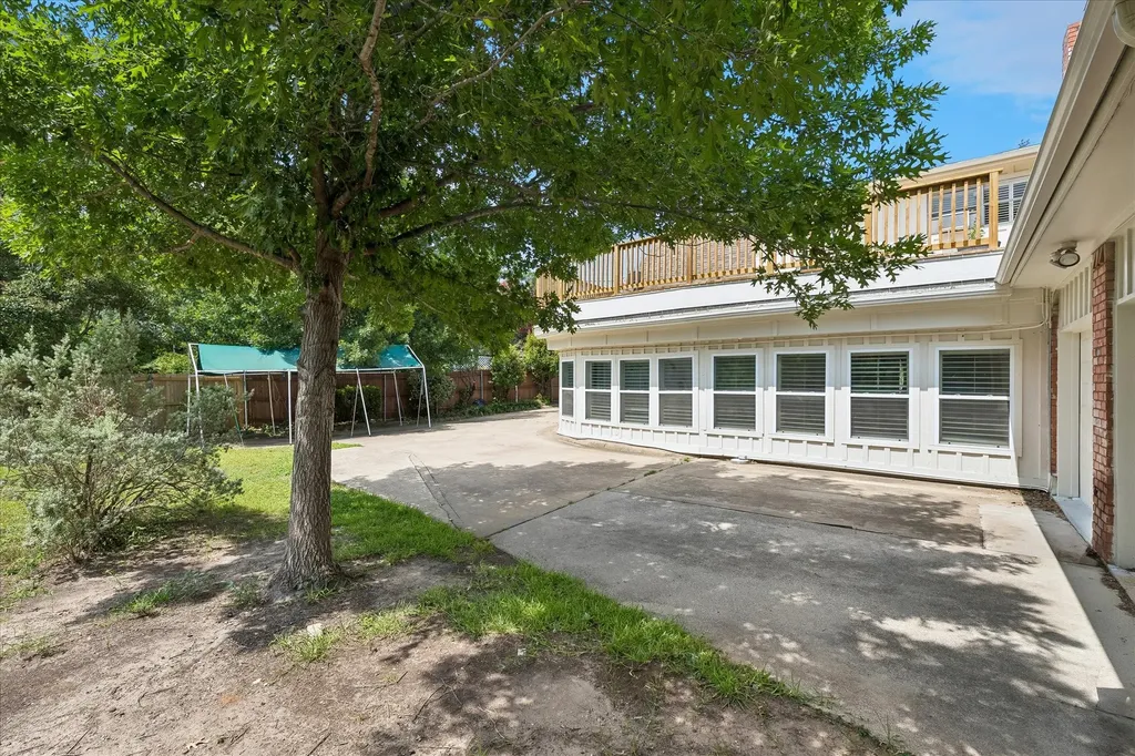 4204 Biscayne Drive Haltom City TX 76117