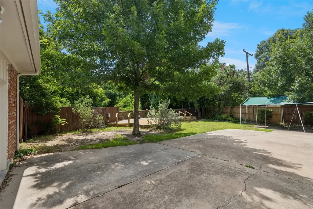 4204 Biscayne Drive Haltom City TX 76117