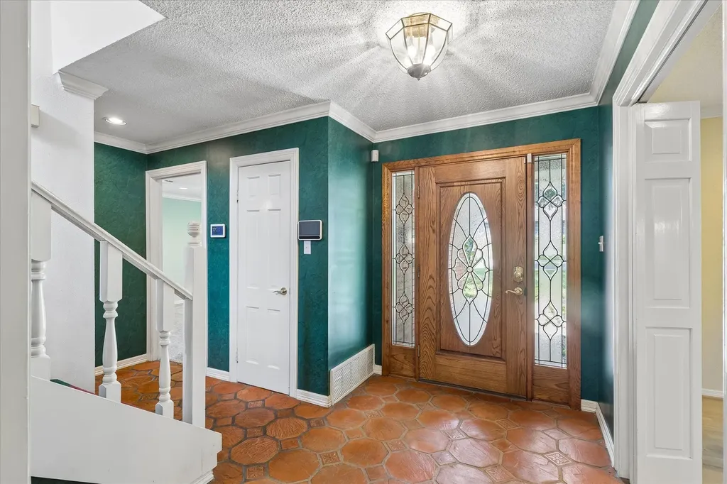 4204 Biscayne Drive Haltom City TX 76117