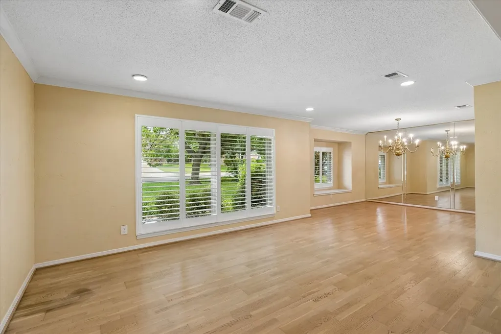 4204 Biscayne Drive Haltom City TX 76117