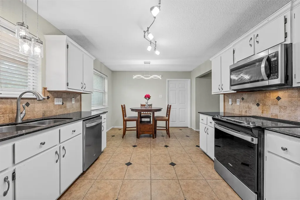 4602 Stonehaven Drive Temple TX 76502