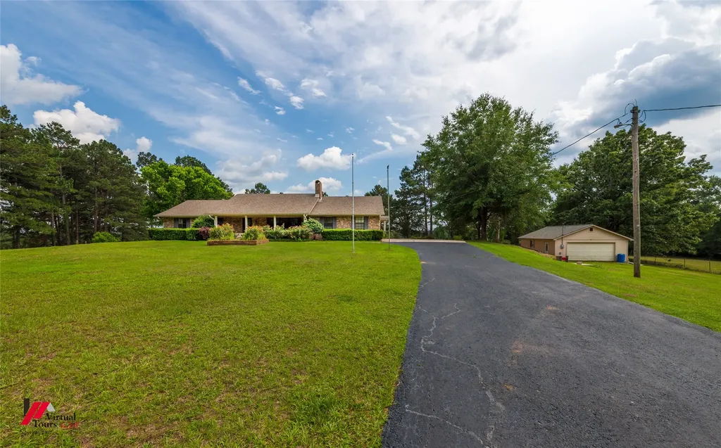236 Charlie Cannon Road Coushatta LA 71019