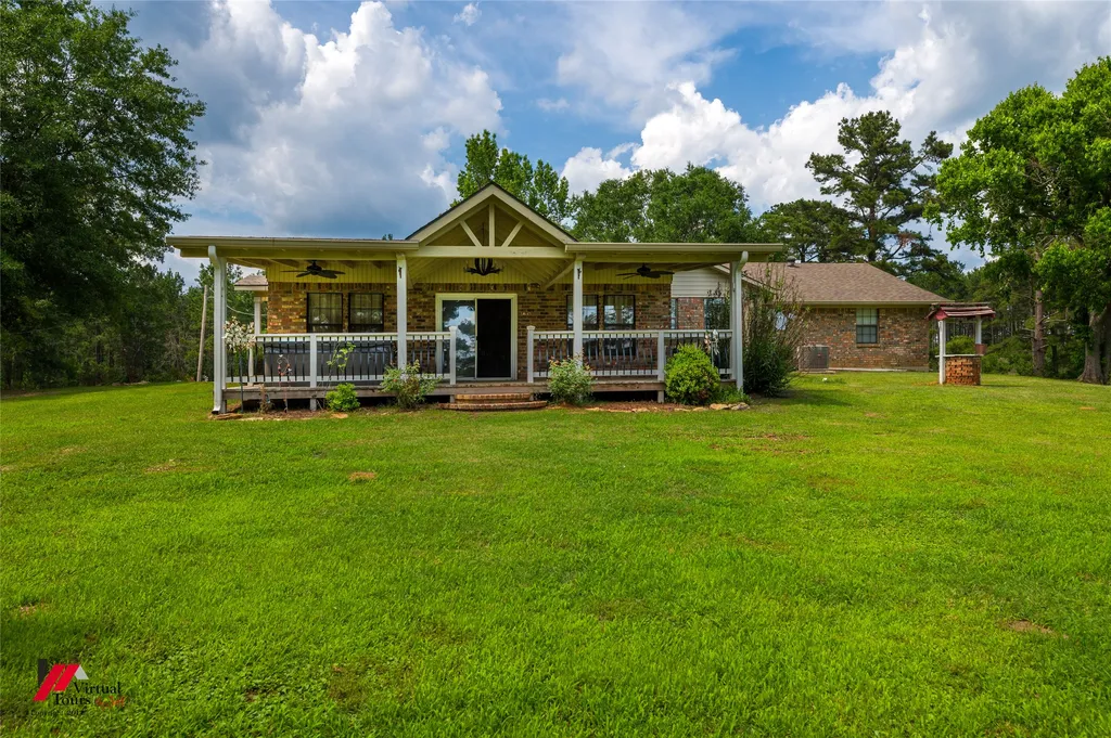 236 Charlie Cannon Road Coushatta LA 71019