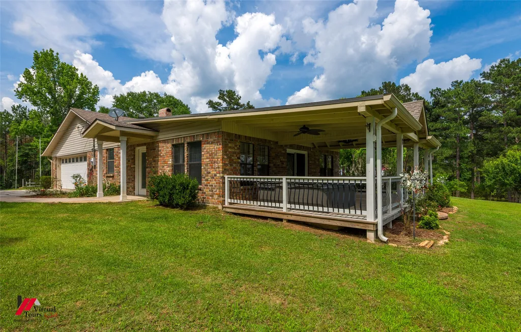 236 Charlie Cannon Road Coushatta LA 71019