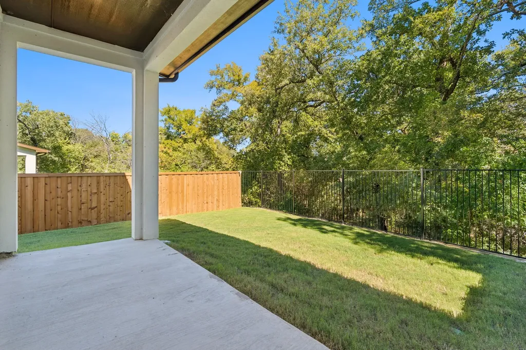 428 Waterscape Drive Hickory Creek TX 75065