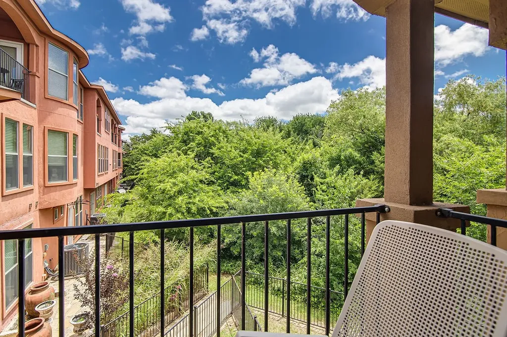 2635 Villa Di Lago Grand Prairie TX 75054
