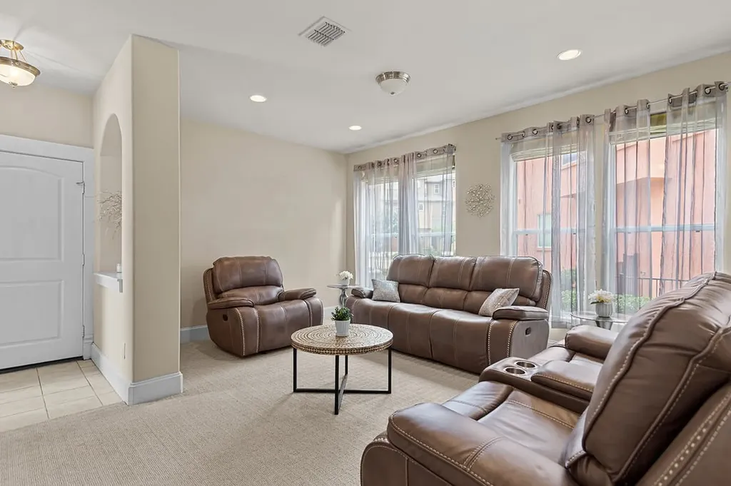 2635 Villa Di Lago Grand Prairie TX 75054
