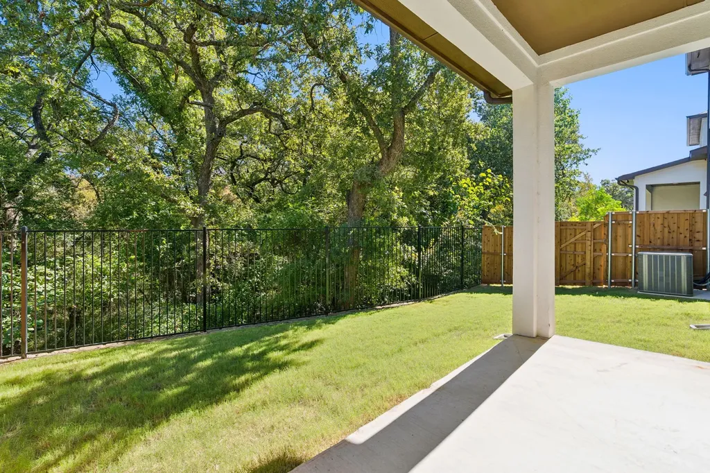 428 Waterscape Drive Hickory Creek TX 75065