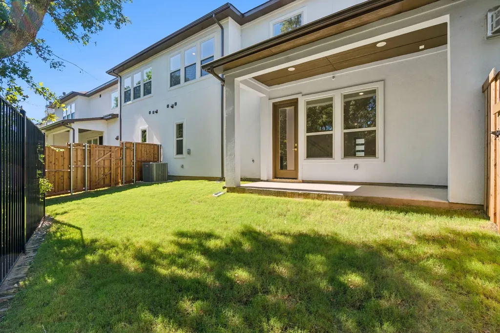 428 Waterscape Drive Hickory Creek TX 75065