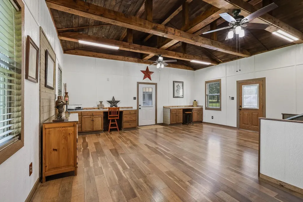 1045 Middle Road Denison TX 75021