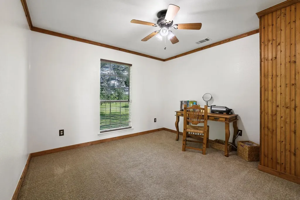 1045 Middle Road Denison TX 75021