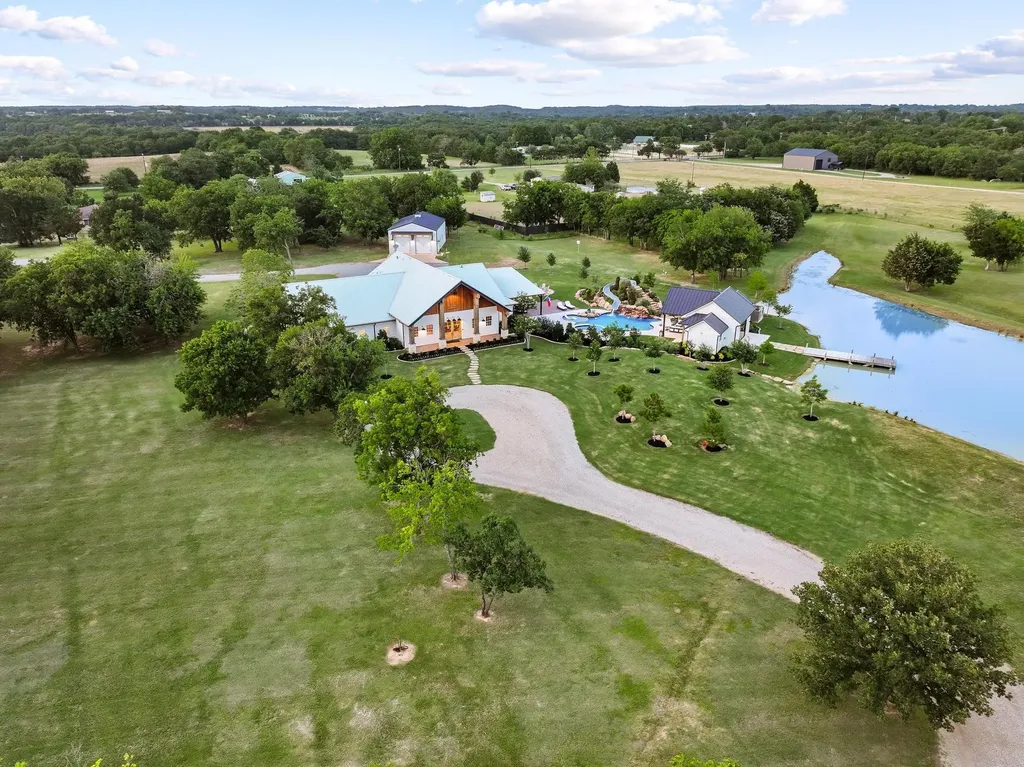 192 Mcclain Lane Pottsboro TX 75076
