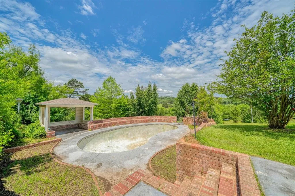 1936 A Silver Maple Road Big Sandy TX 75755