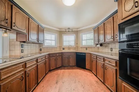 1936 A Silver Maple Road Big Sandy TX 75755